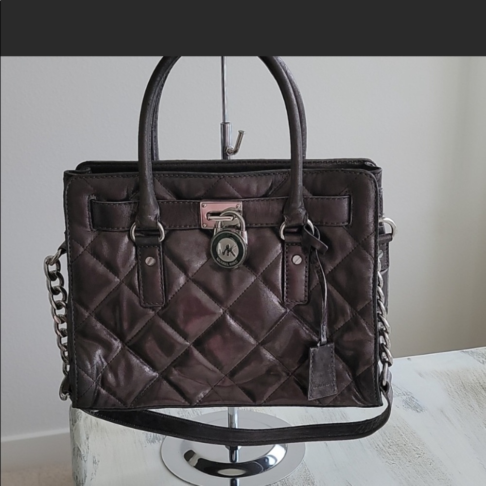 Michael Kors Hamilton quilted gray bag